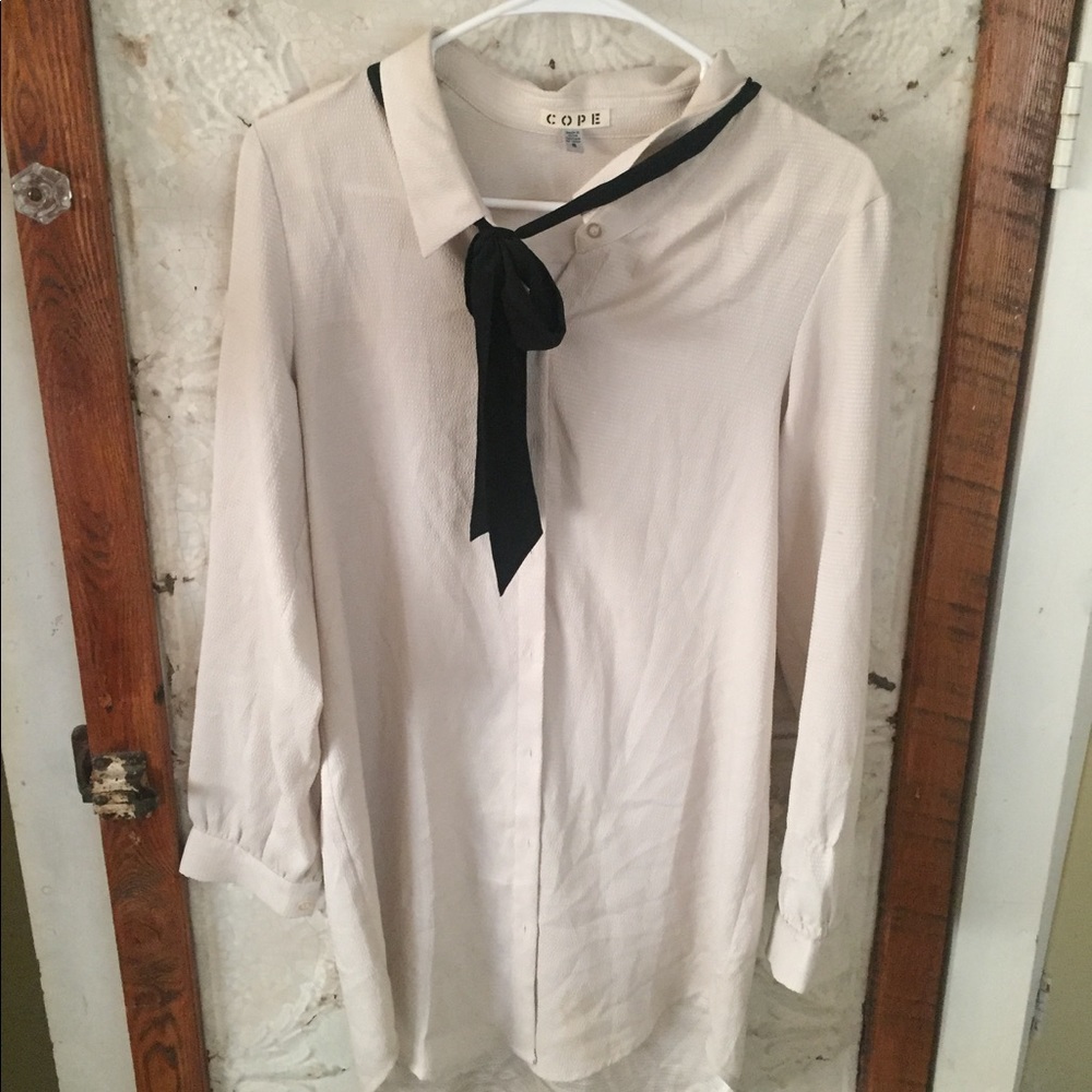 Cream bow blouse